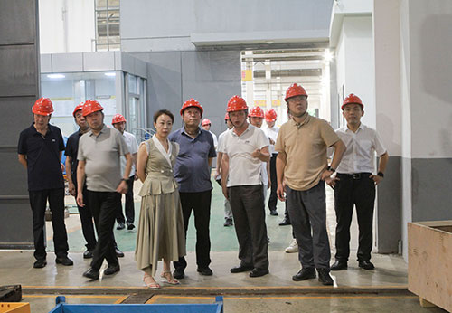 上海創(chuàng)力集團(tuán)組織召開MG550/1300-BWD采煤機(jī)方案評審會(huì)(圖2)