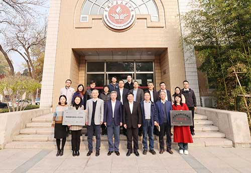 4V1A1414'.jpg 4V1A1414'.jpg