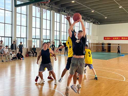 籃球.jpg 秋韻飛揚 活力綻放 | 上海創(chuàng)力集團秋季運動會取得圓滿成功(圖3)